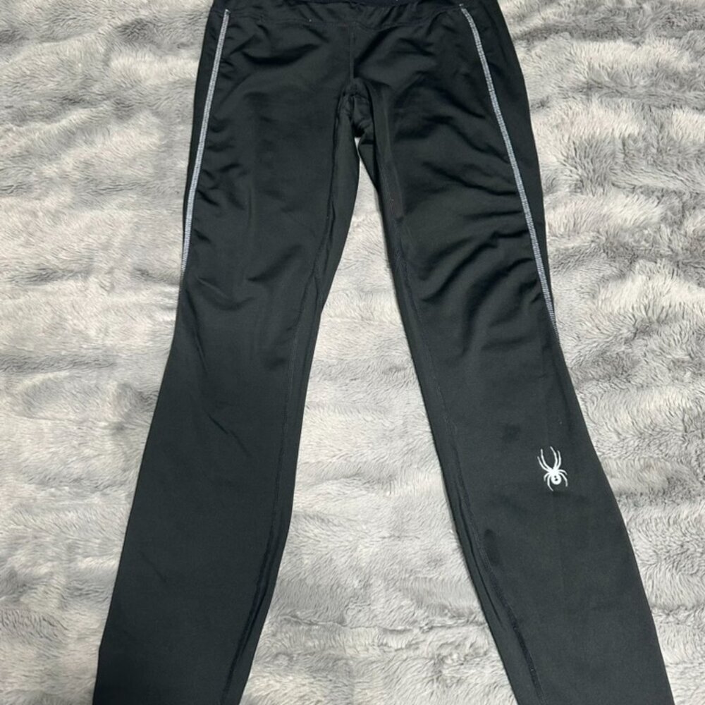 Elevate Your Activewear Game with Spyder Black Leggings! - Picture 2 of 4